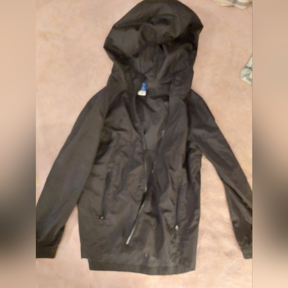 Children's black Old Navy jacket - Picture 3 of 3